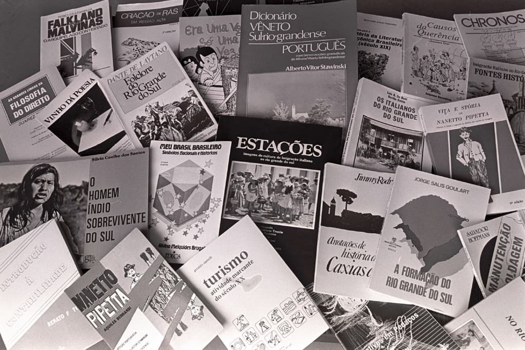 EDUCS 50 anos - Meio século de histórias 1