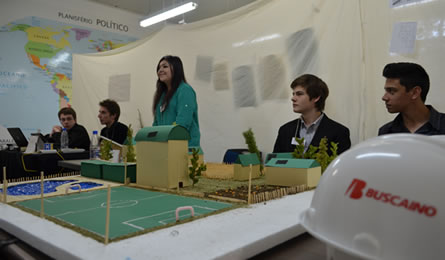 Apresentação - Clube Comunitário Realize.