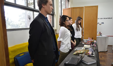 Apresentação - Embaixada do Brasil em Gana.