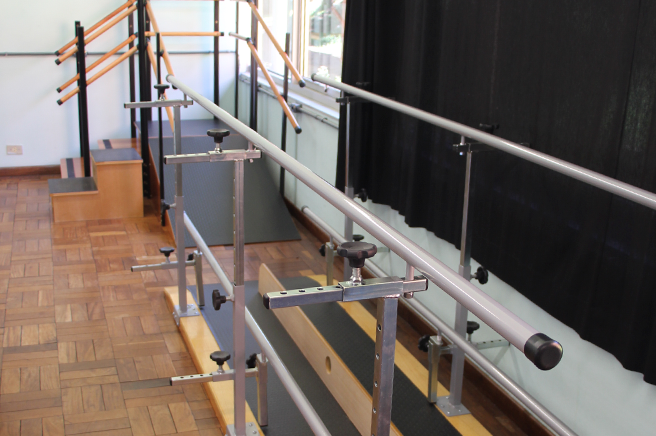 Espaço de aprendizagem e prática das técnicas e recursos utilizados na Fisioterapia.