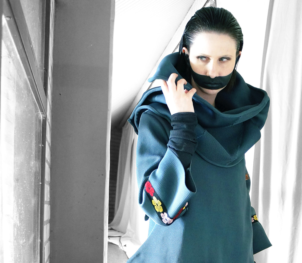 A acadêmica Julia Webber, do curso de Design de Moda de UCS, vence 13º Prêmio Festimalha.