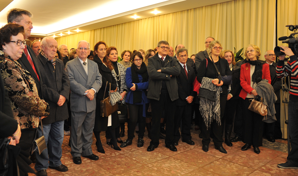 Universidade inaugurou, nesta quinta-feira, Galeria de ex-reitores. Professores, autoridades
acadêmicas, familiares e amigos dos homenageados prestigiaram o evento.
