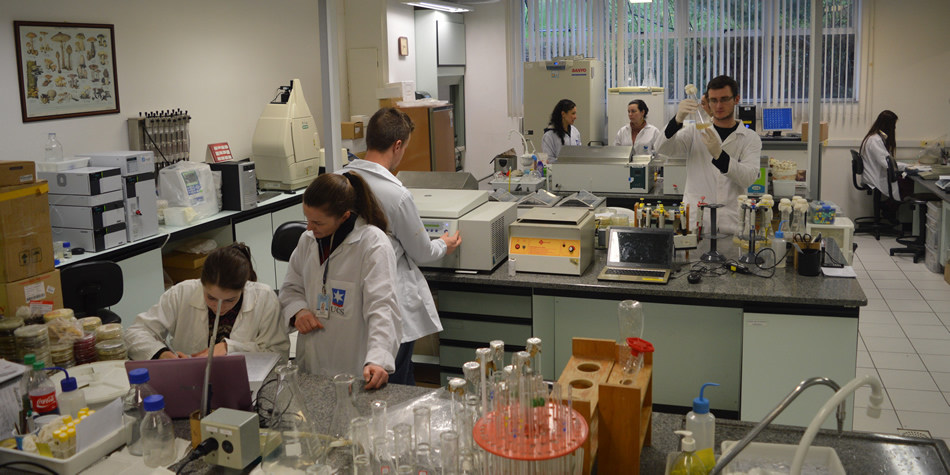 Laboratório de Enzimas e Biomassas do IB/UCS