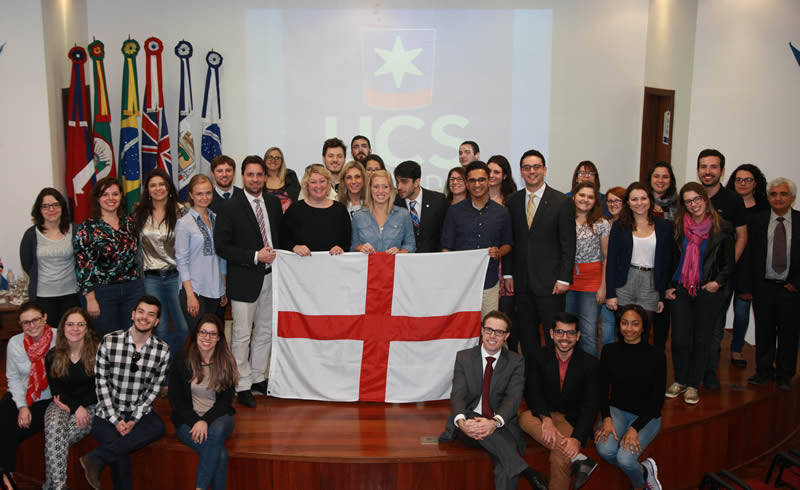 Experiências de intercâmbio internacional no Campus Universitário da Região das Hortênsias.