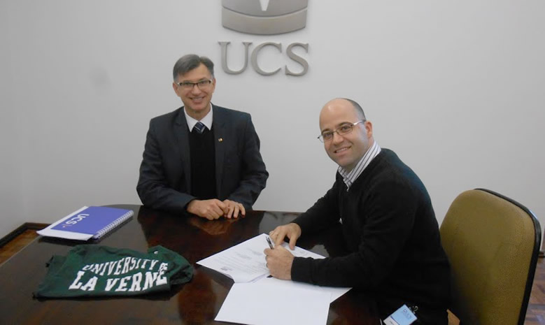 UCS e International Business School firmam parceria para estudos no exterior com Programa de Bolsas parciais.